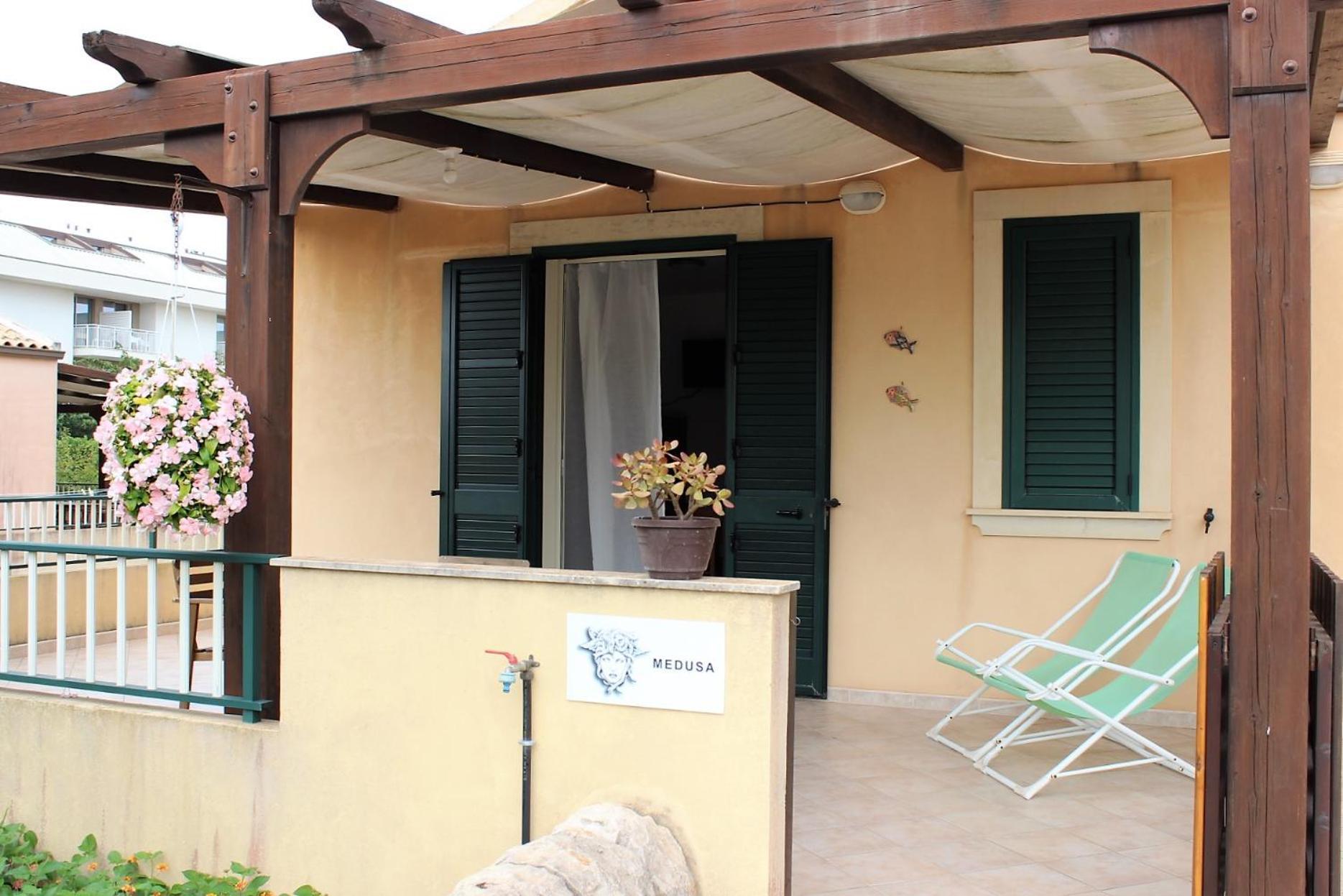 Medusa Mdna Marina di Modica Habitación foto